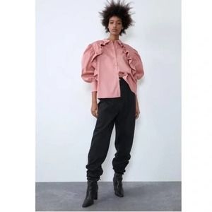 NWOT - Zara Frilled Poplin Oversized Button Down Shirt Size: L